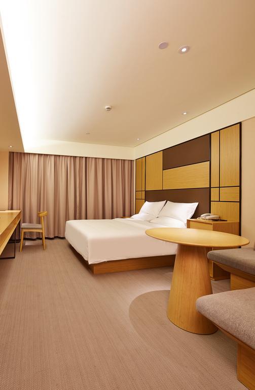 Ji Hotel Hangzhou Fengqi Road Room photo